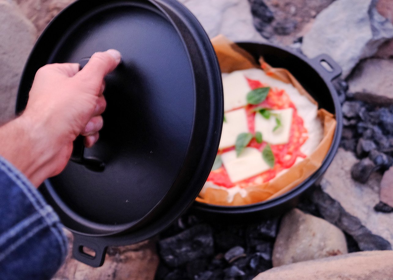 Snow Peak Japanese Cast Iron Oven 26cm (CS-520)