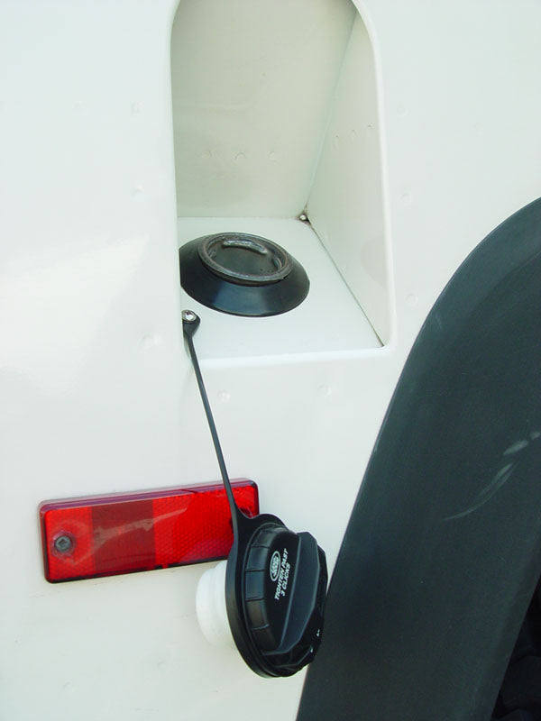 Land Rover Genuine Parts Discovery Tethered Fuel Filler Cap (ESR2872)