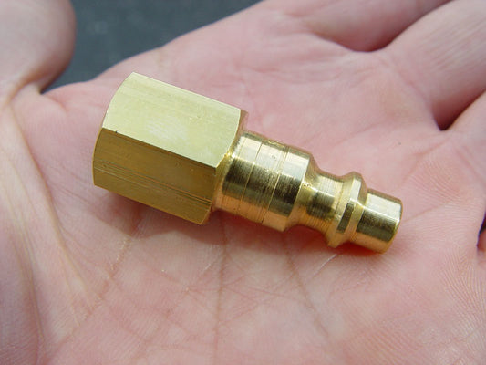 Amflo Female-Threaded Industrial Interchange Plug (CP20B)