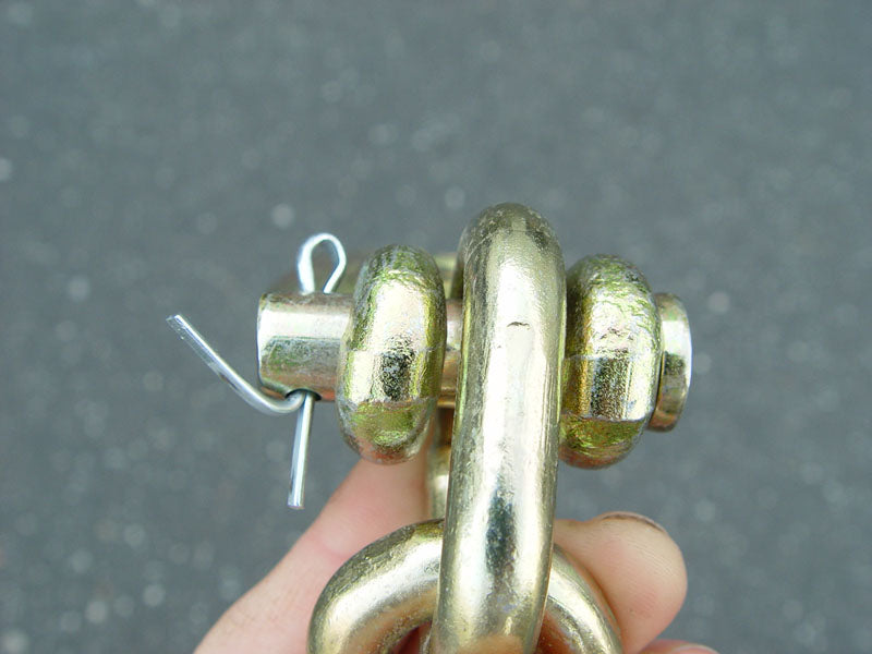 Curt Manufacturing 3/8" x 20' Grade 70 Chain With Clevis Grab Hooks (J311)