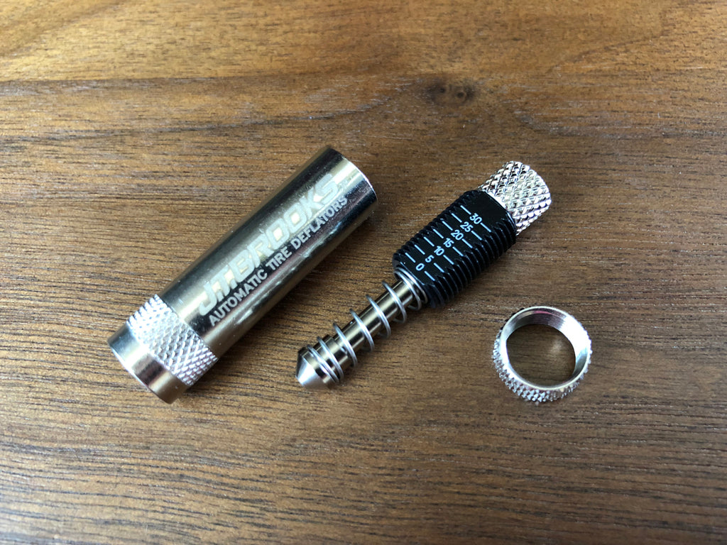 J.T. Brooks Automatic Tire Deflators PRO (ATDP4) Expedition Exchange PSI Scale Dial to Desired Pressure Stops Automatically Knurled Activation Knob To Intitiate Instruction Card
