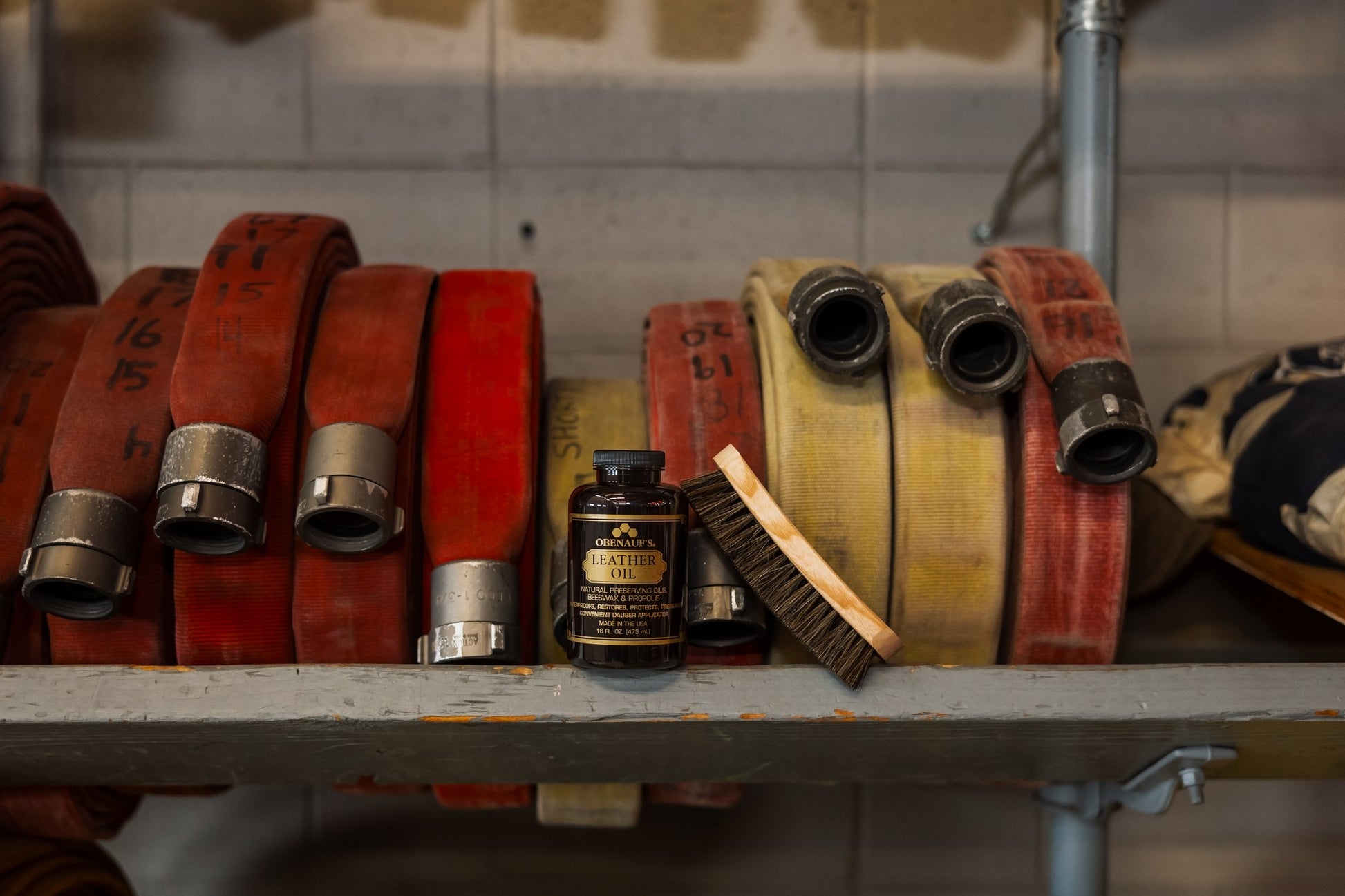 Obenauf's Leather Oil, 16 oz. Jar (1004)
