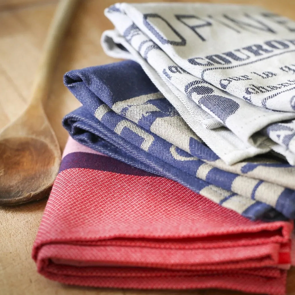 Opinel Adult Apron (001865) Expedition Exchange