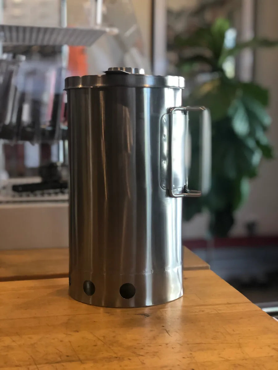 Eco Billy Wire Handles Open and Closed at Expedition Exchange