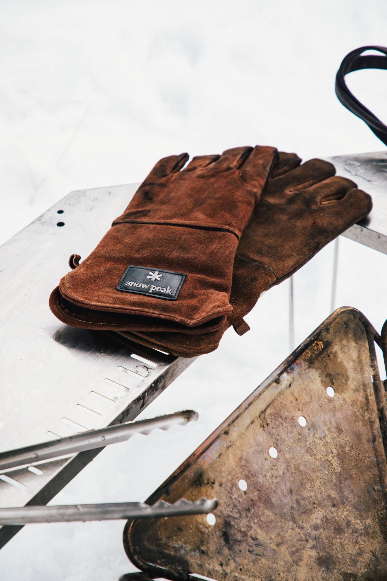 Snow Peak Fire Tongs (N-020) Expedition Exchange Fireside Leather Gloves Takibi Large Fireplace